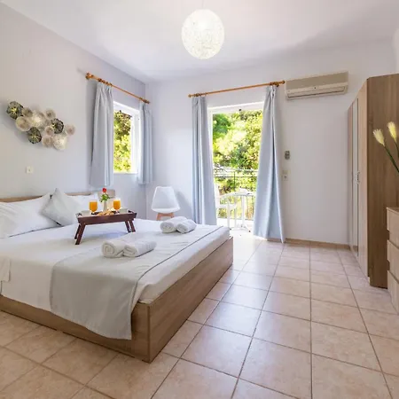 Faro Del Porto Apartamento Poros (Kefalonia)