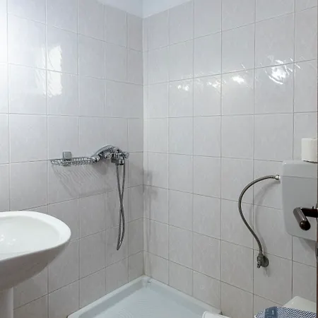 Faro Del Porto Apartman Pórosz