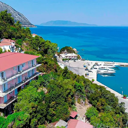 Faro Del Porto Apartment Poros (Kefalonia)